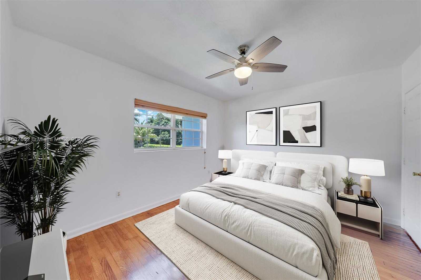 Small Image of 13521 SOUTH BISCAYNE RIVER RD, Miami Number 11