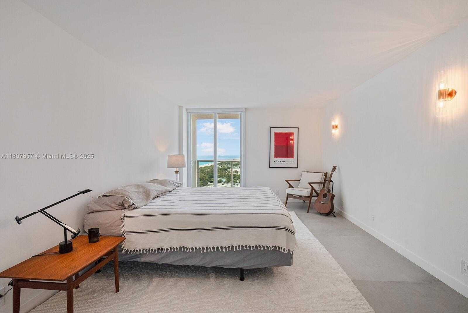 Small Image of 100 BAYVIEW DR #2125, Sunny Isles Beach Number 13