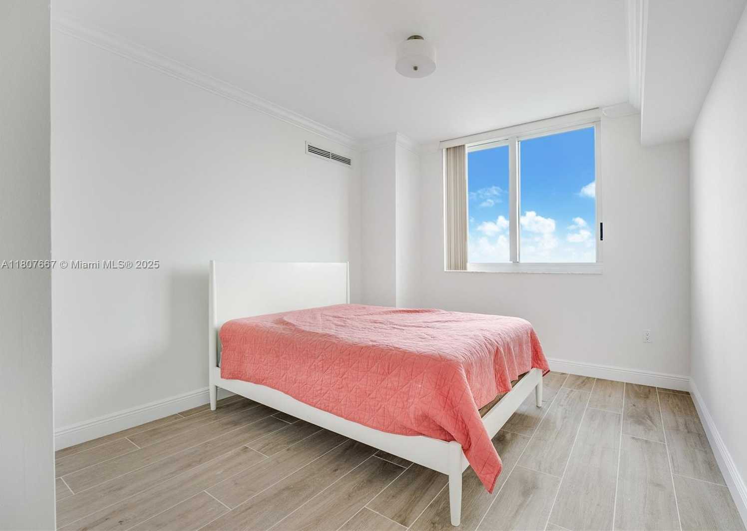 Small Image of 1745 EAST HALLANDALE BEACH BLVD #1607W, Hallandale Beach Number 12