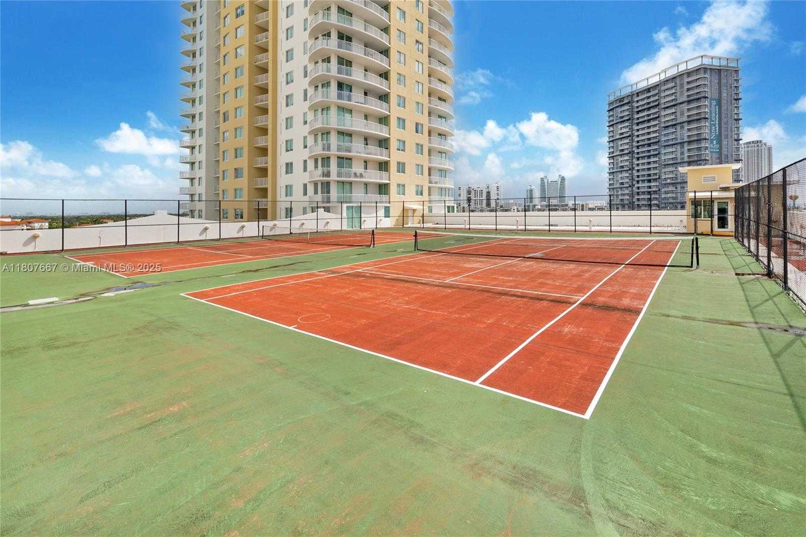 Small Image of 1745 EAST HALLANDALE BEACH BLVD #1607W, Hallandale Beach Number 17
