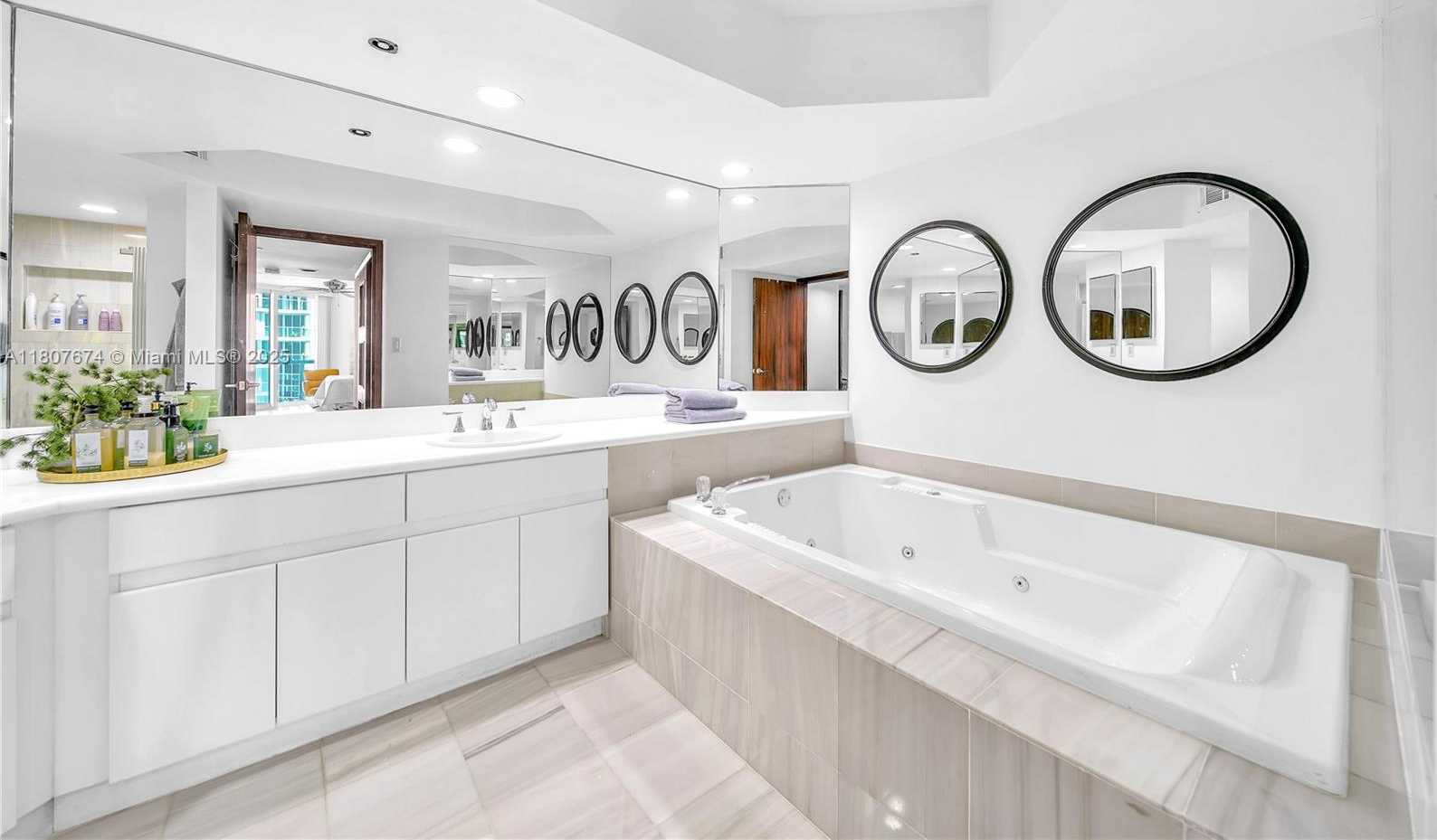 Small Image of 16425 COLLINS AVE #816, Sunny Isles Beach Number 25