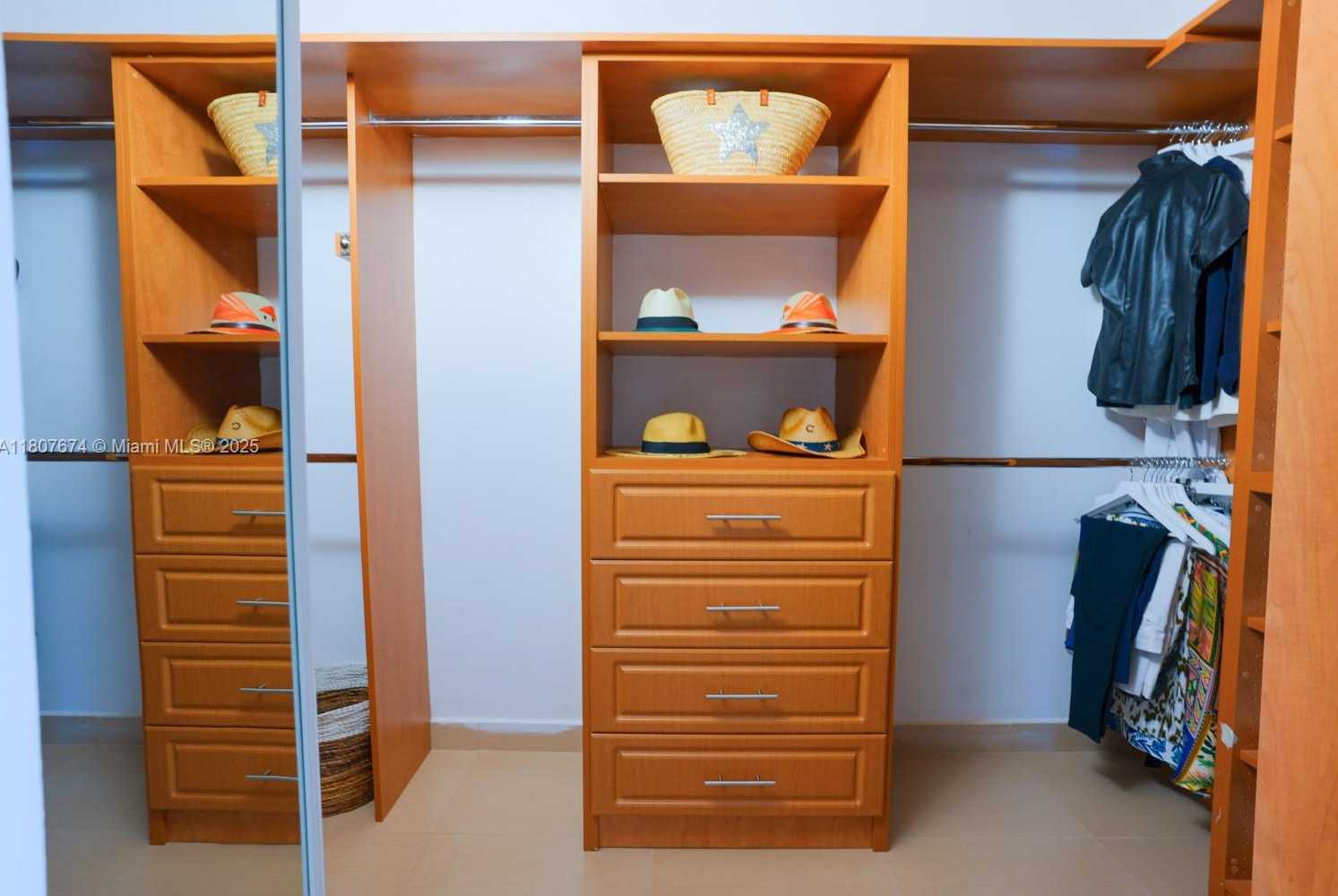 Small Image of 16425 COLLINS AVE #816, Sunny Isles Beach Number 30