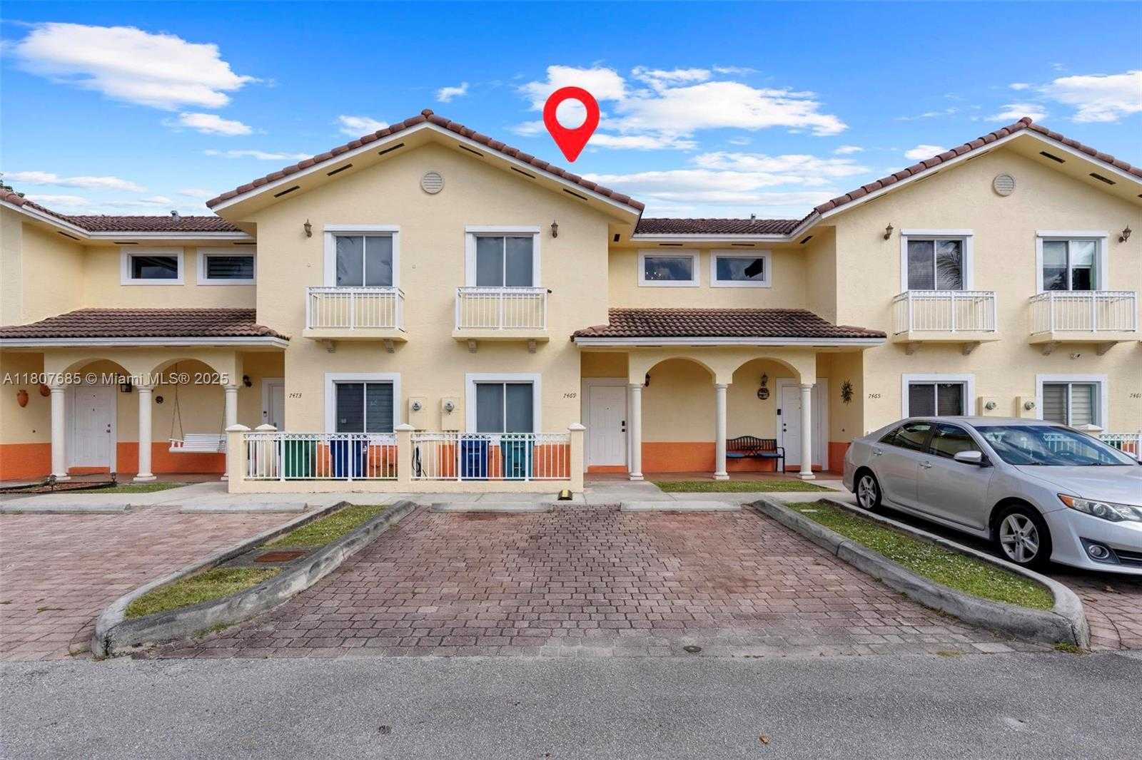 Small Image of 7469 NORTH WEST 179TH ST, Hialeah Number 2