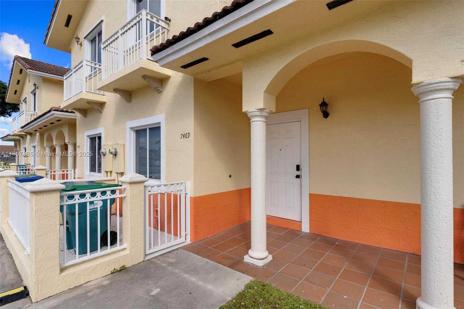 Small Image of 7469 NORTH WEST 179TH ST, Hialeah Number 3