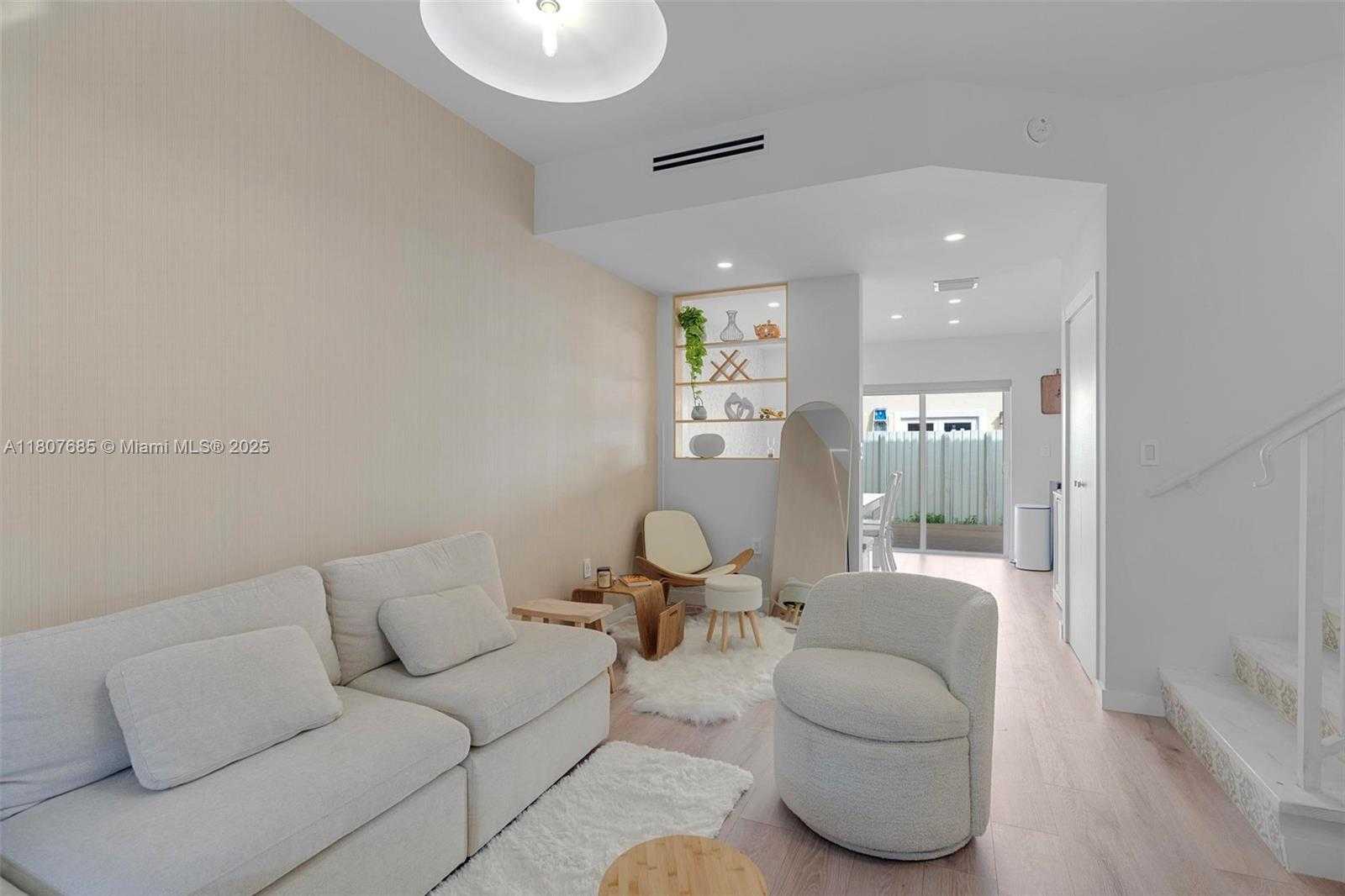Small Image of 7469 NORTH WEST 179TH ST, Hialeah Number 8