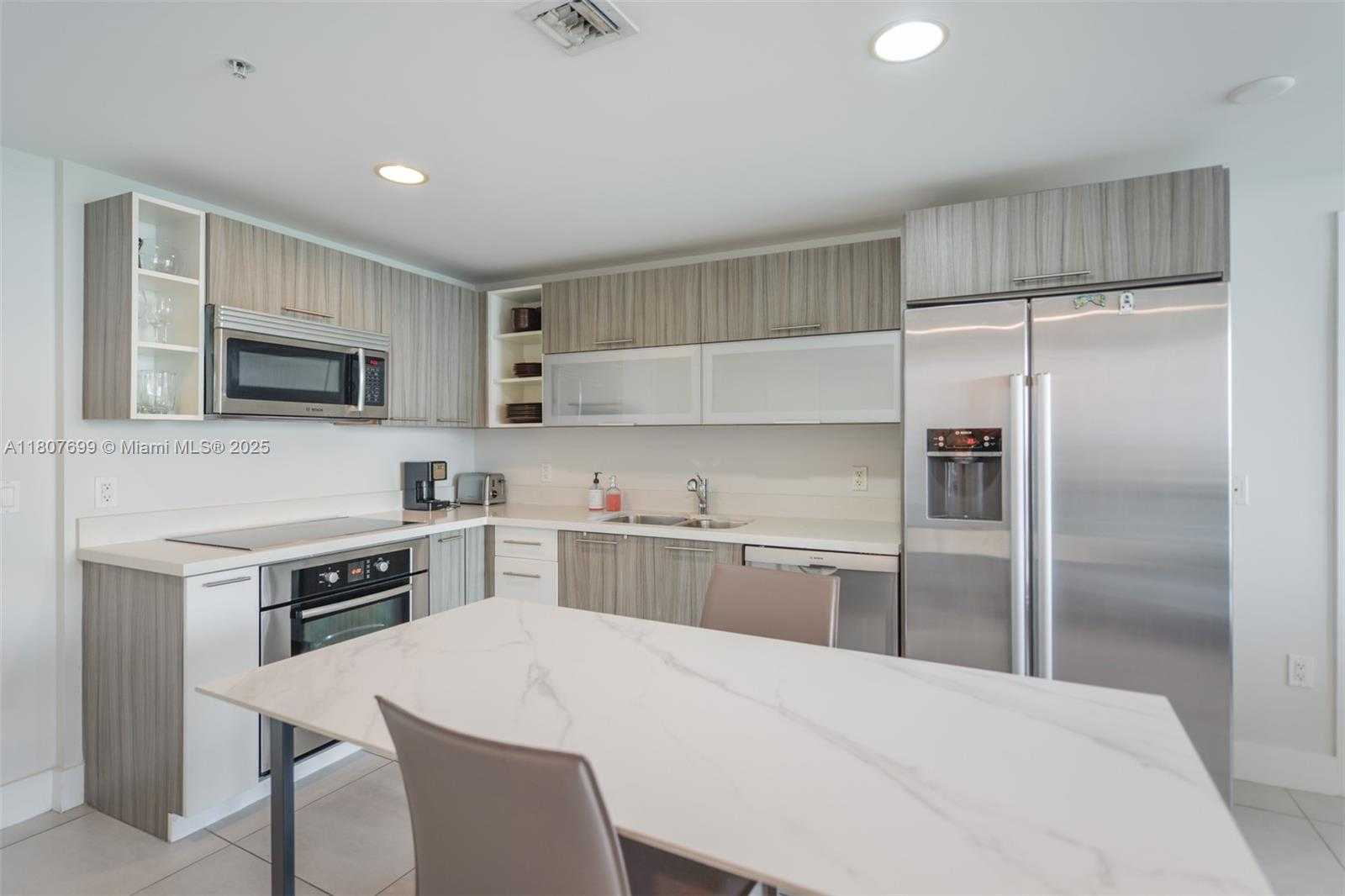 Small Image of 6700 INDIAN CREEK DR #1005, Miami Beach Number 11