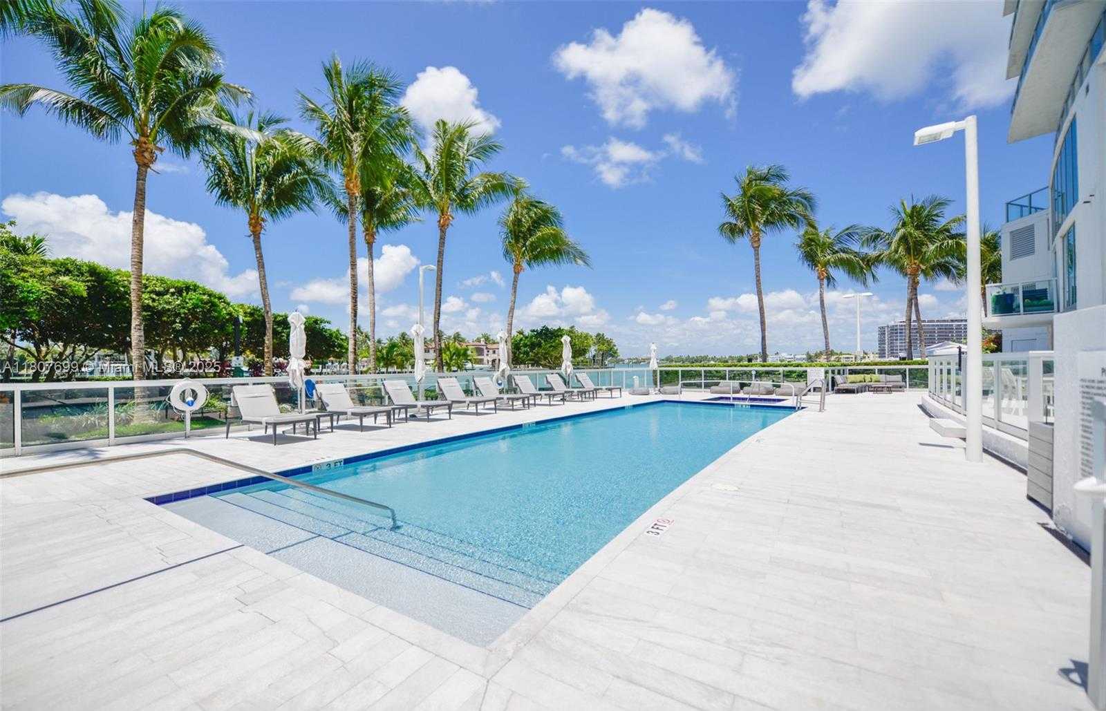 Small Image of 6700 INDIAN CREEK DR #1005, Miami Beach Number 31