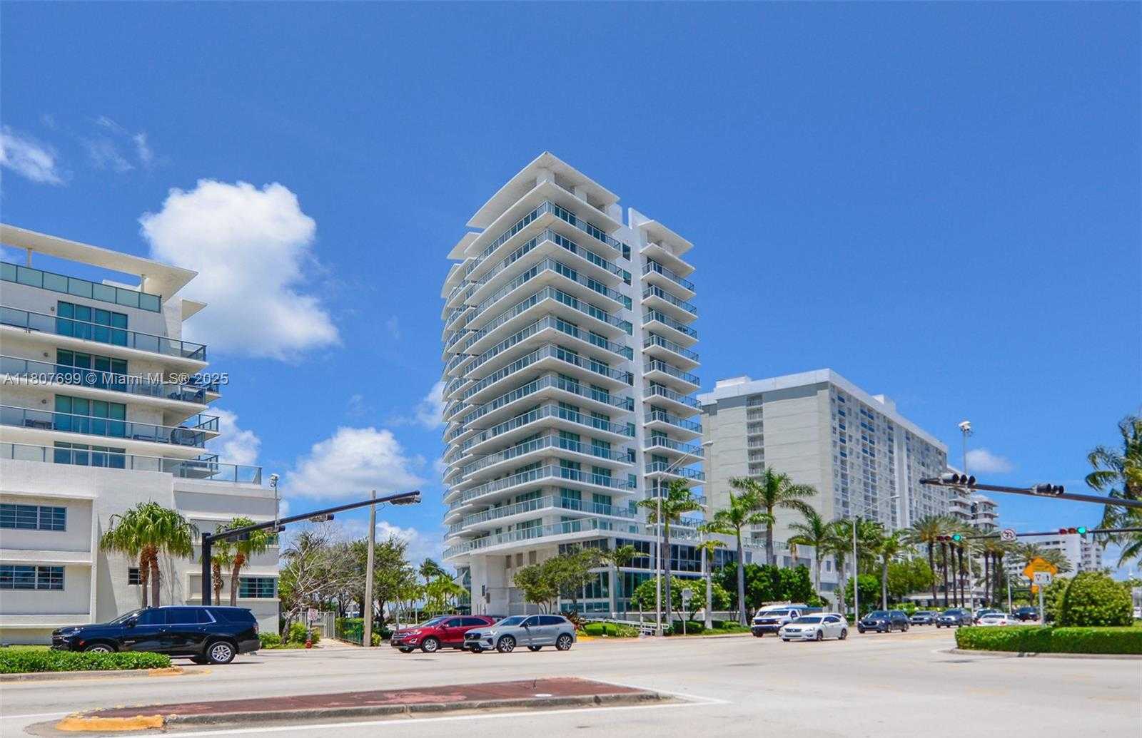 Small Image of 6700 INDIAN CREEK DR #1005, Miami Beach Number 34