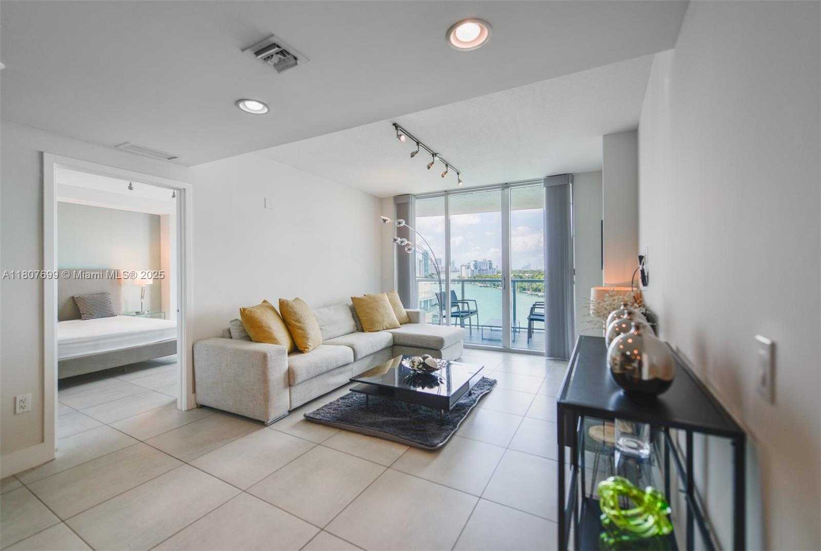 Small Image of 6700 INDIAN CREEK DR #1005, Miami Beach Number 4