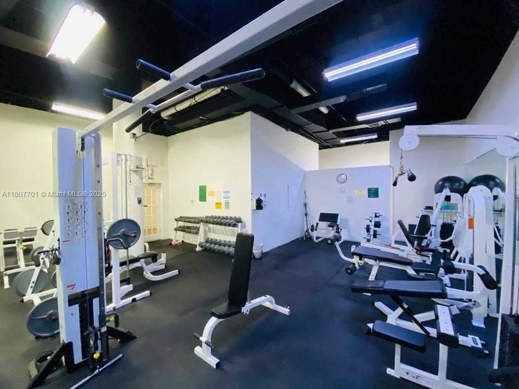 Small Image of 800 WEST AVE #502, Miami Beach Number 14