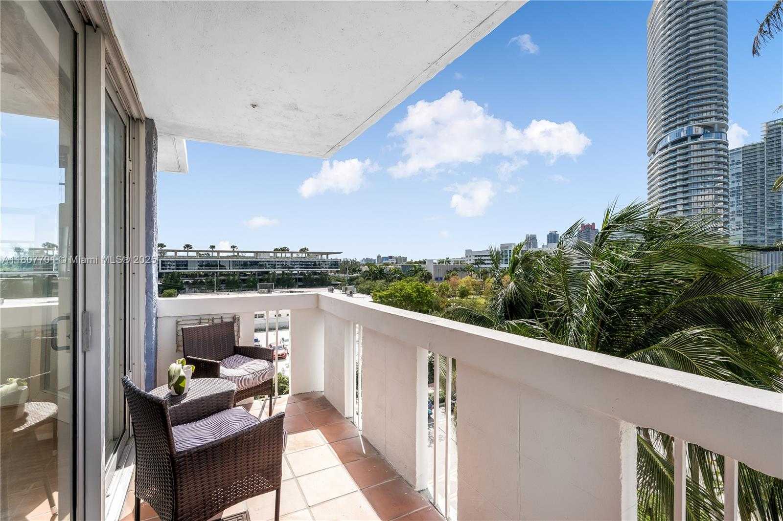 Small Image of 800 WEST AVE #502, Miami Beach Number 6