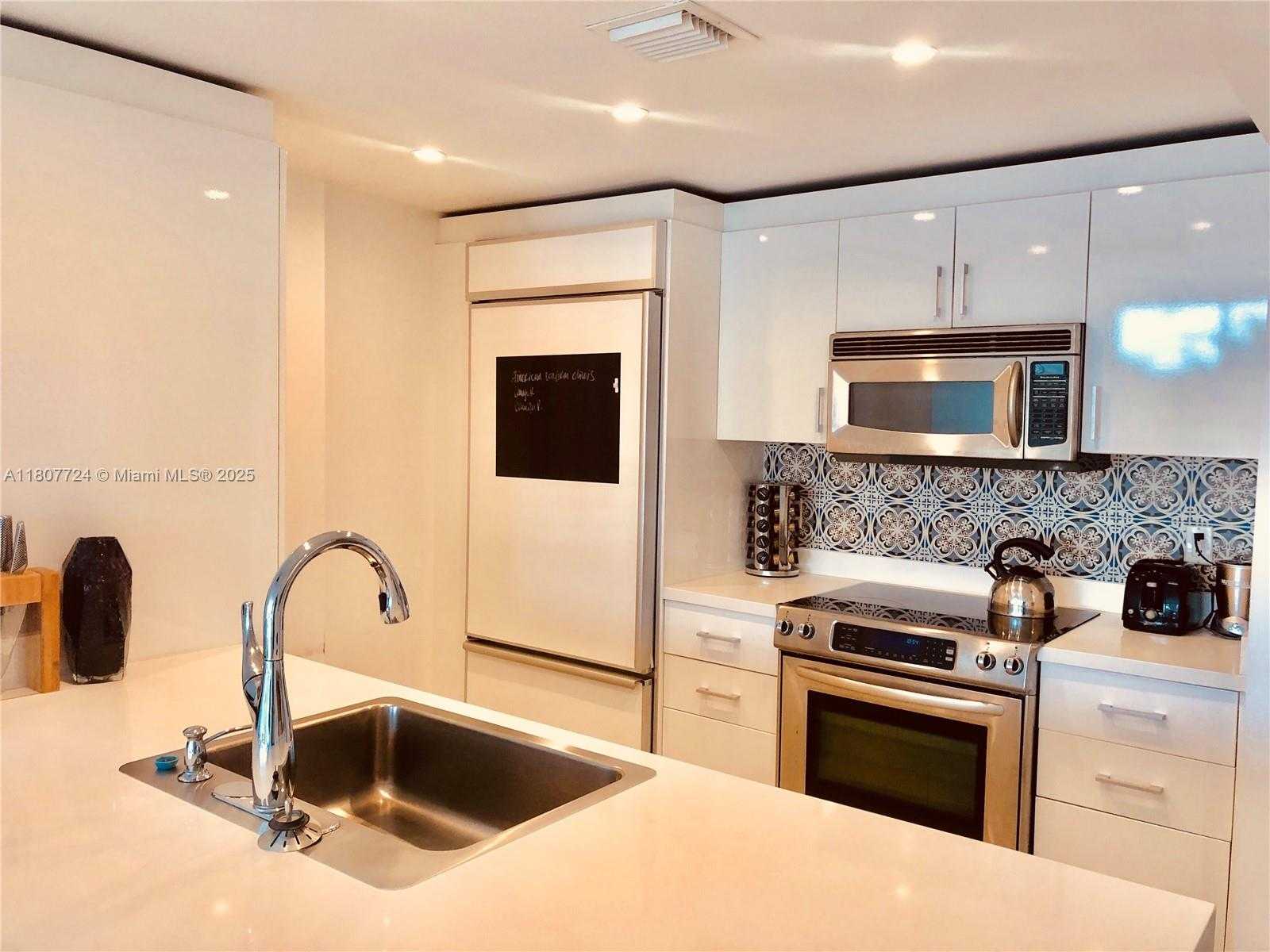 Small Image of 10275 COLLINS AVE #329, Bal Harbour Number 3