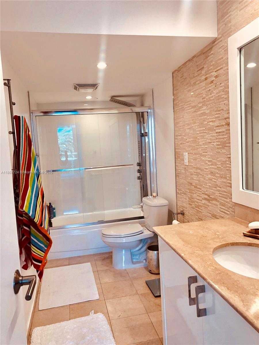 Small Image of 10275 COLLINS AVE #329, Bal Harbour Number 6