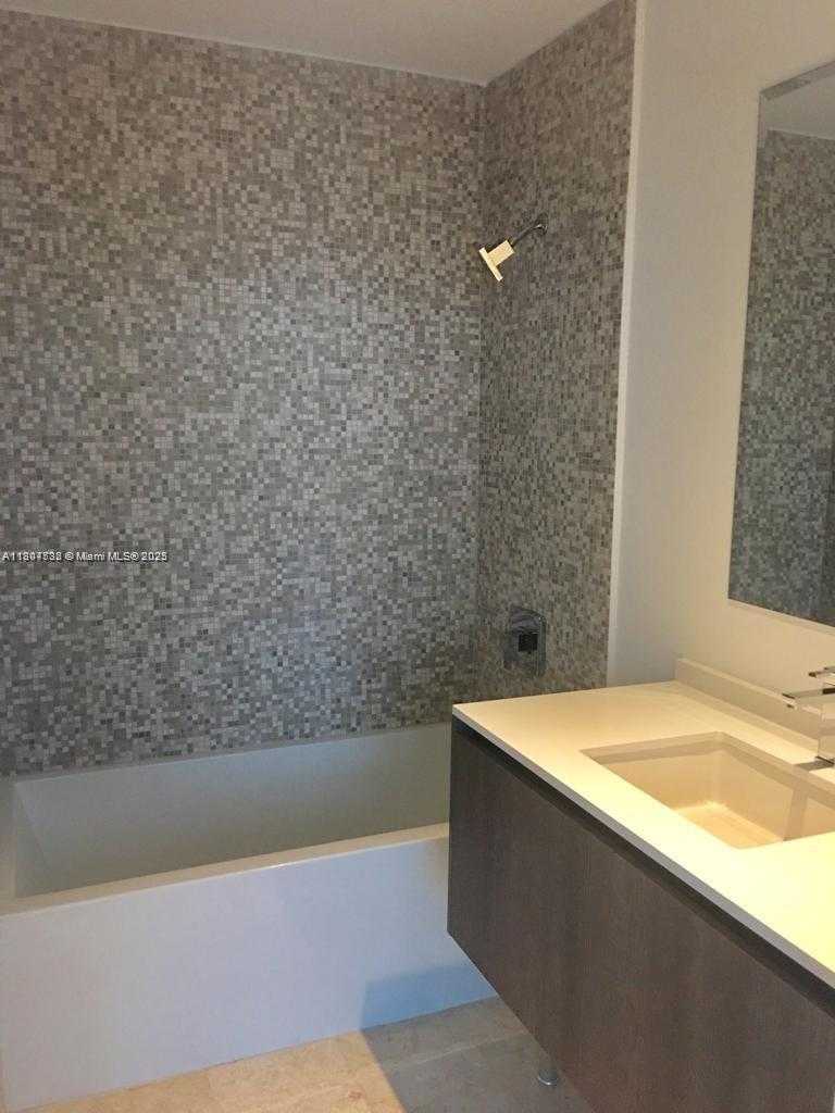 Small Image of 88 SOUTH WEST 7TH ST #3402, Miami Number 15