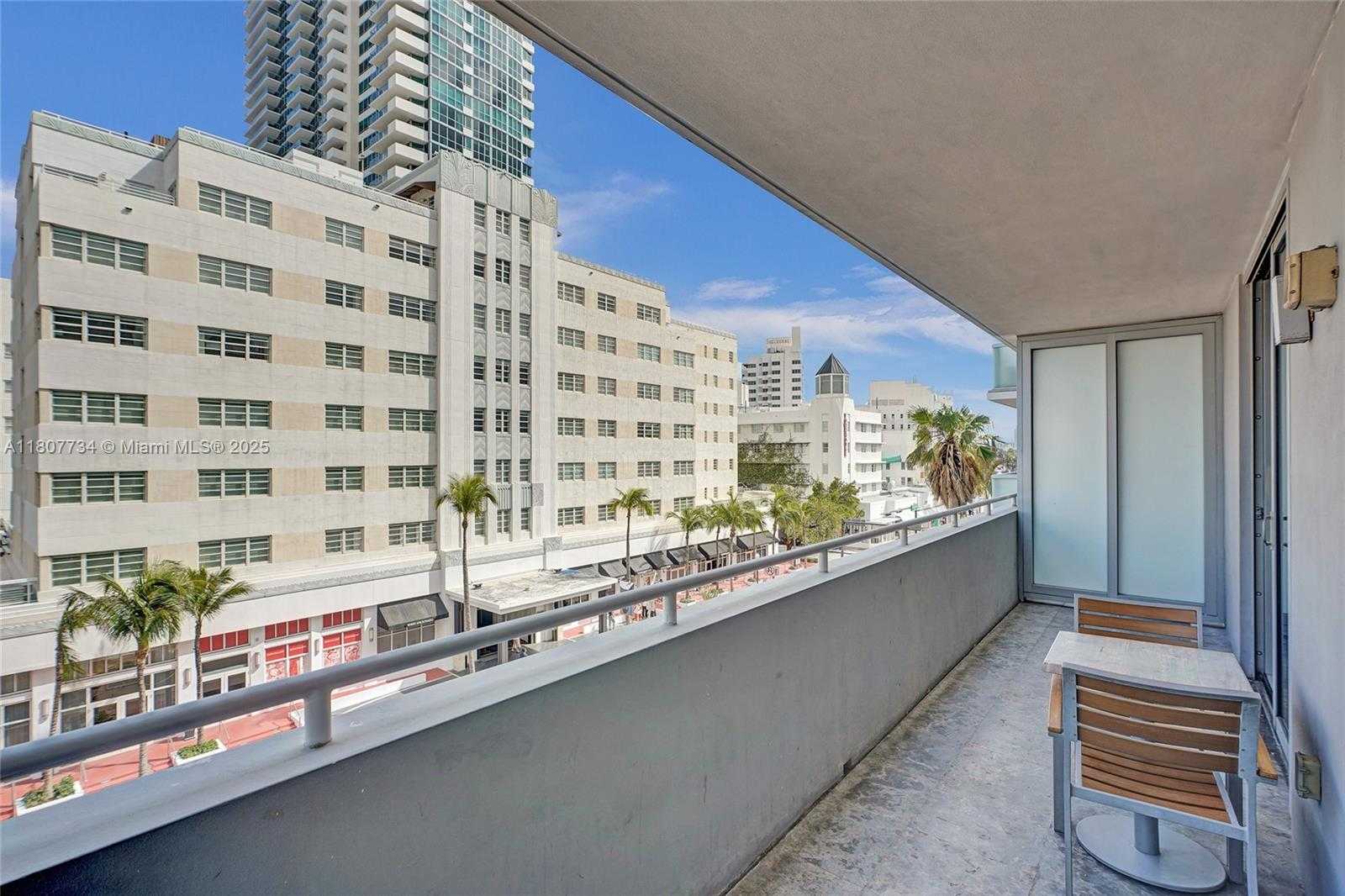 Small Image of 220 21ST ST #405, Miami Beach Number 11