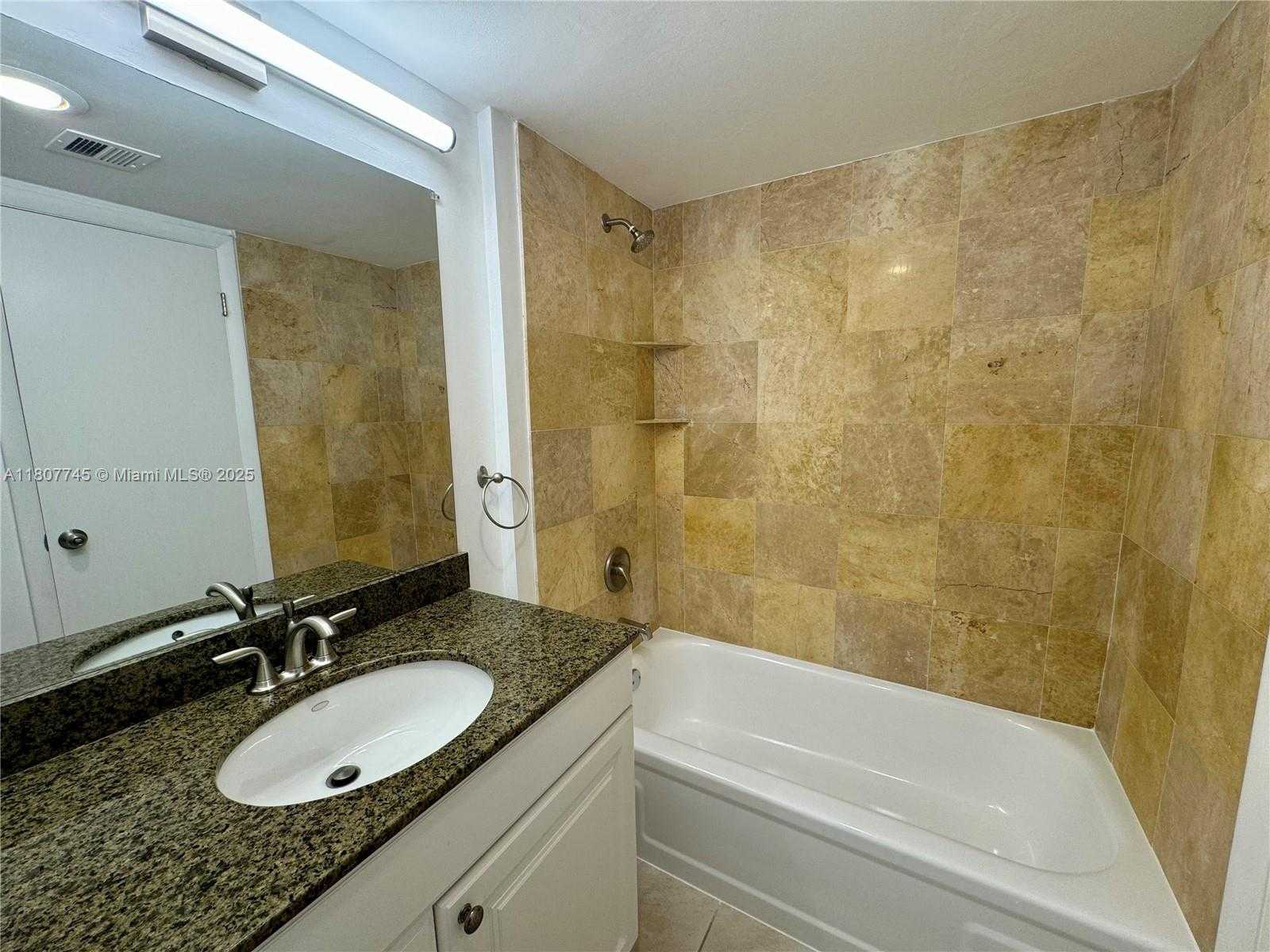 Small Image of 2851 NORTH EAST 183RD ST #1007E, Aventura Number 14