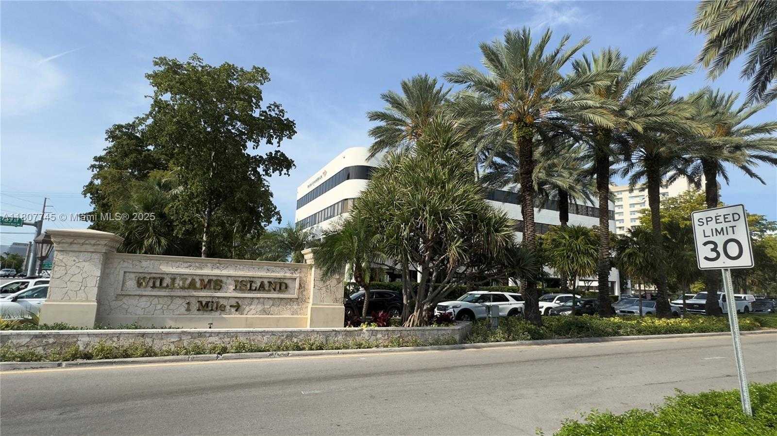 Small Image of 2851 NORTH EAST 183RD ST #1007E, Aventura Number 19