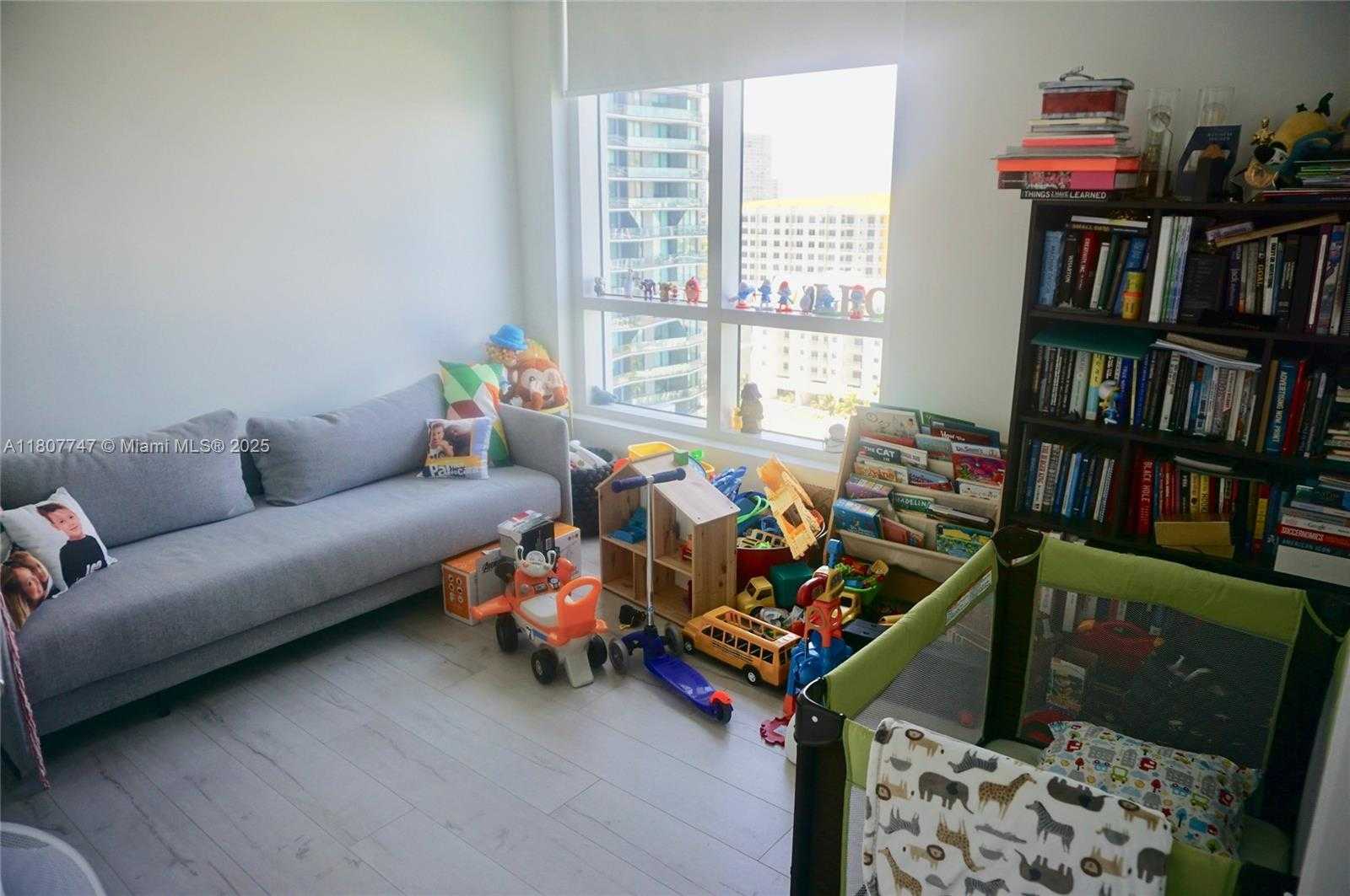 Small Image of 601 NORTH EAST 27TH #1107, Miami Number 7