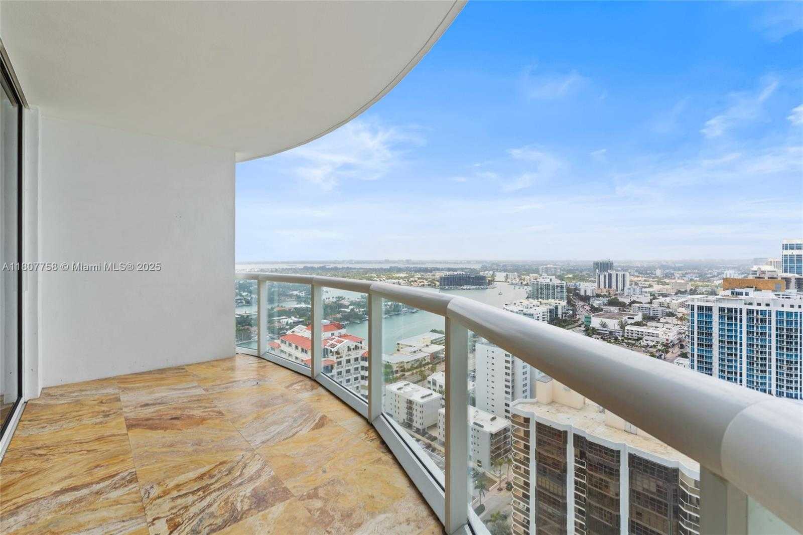 Small Image of 6365 COLLINS AVE #3011, Miami Beach Number 19