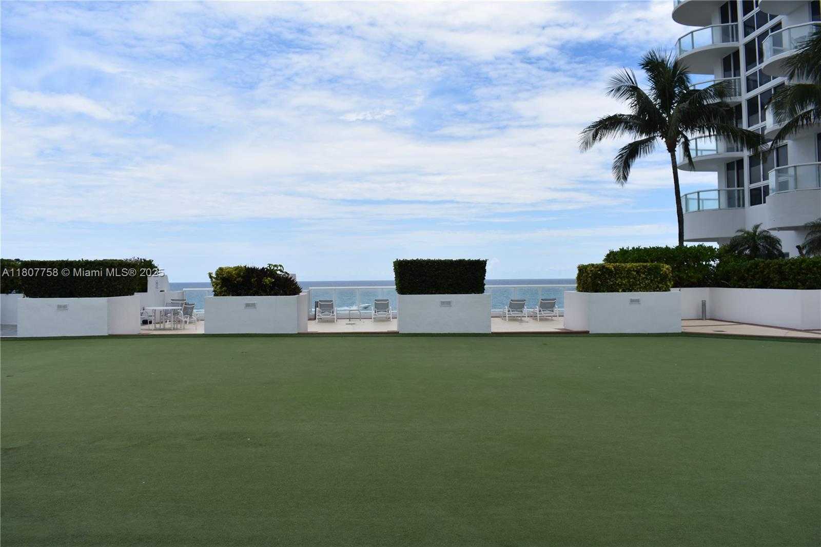 Small Image of 6365 COLLINS AVE #3011, Miami Beach Number 44