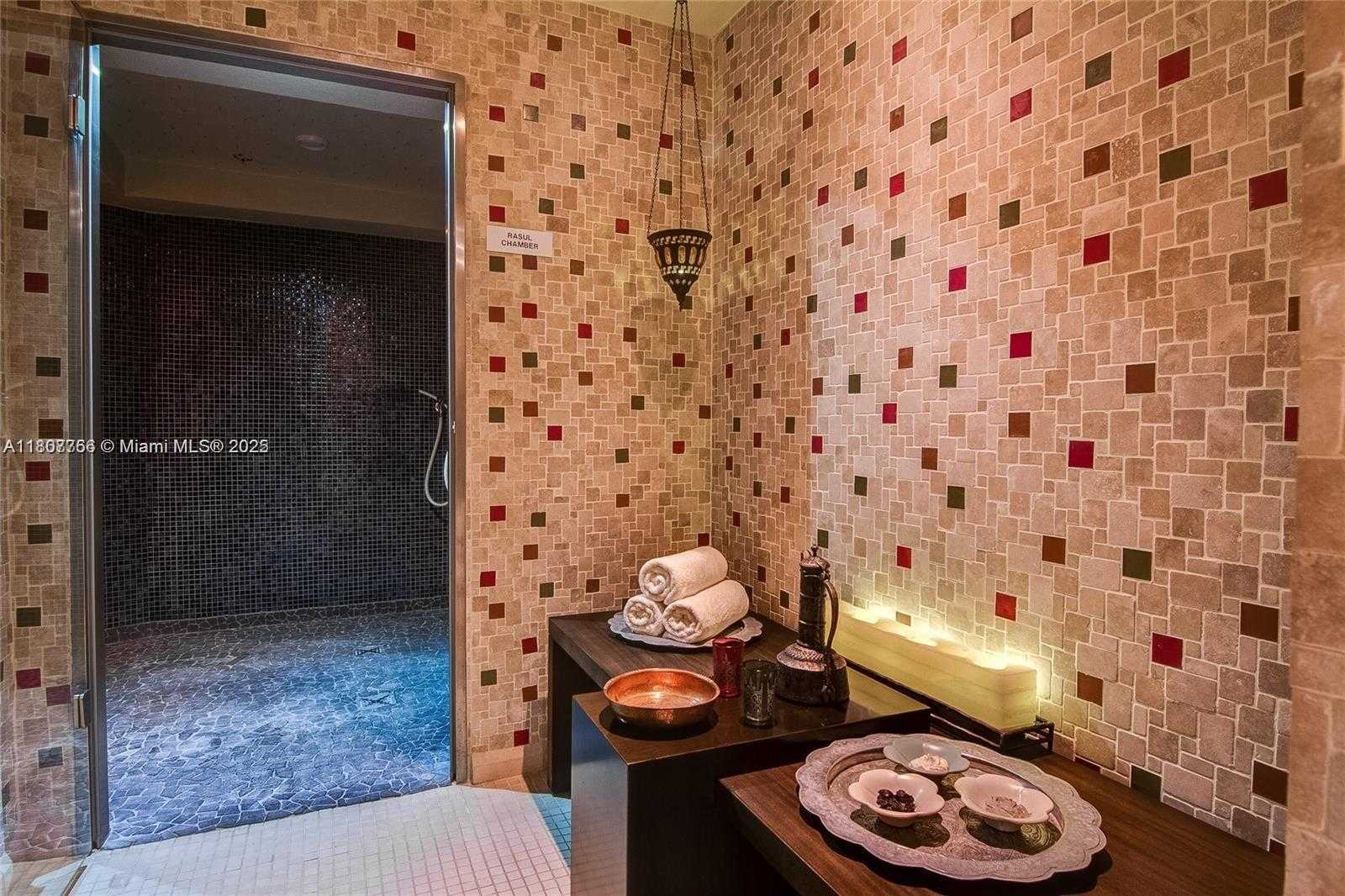 Small Image of 6899 COLLINS AVE #1404, Miami Beach Number 26