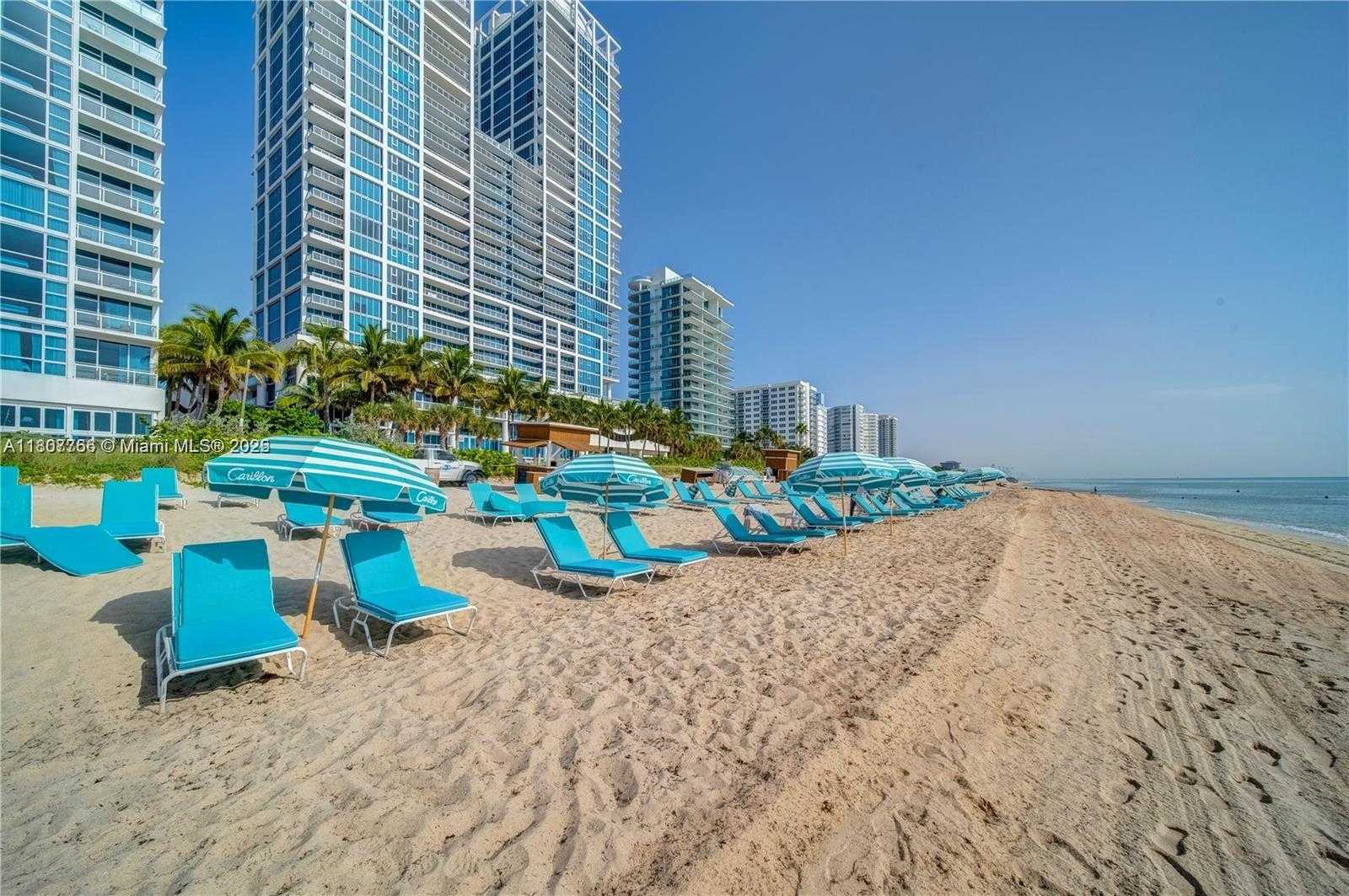 Small Image of 6899 COLLINS AVE #1404, Miami Beach Number 3