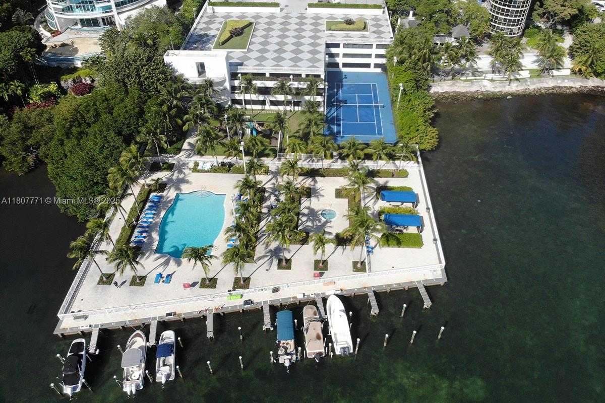 Small Image of 2101 BRICKELL AVE #1709, Miami Number 3