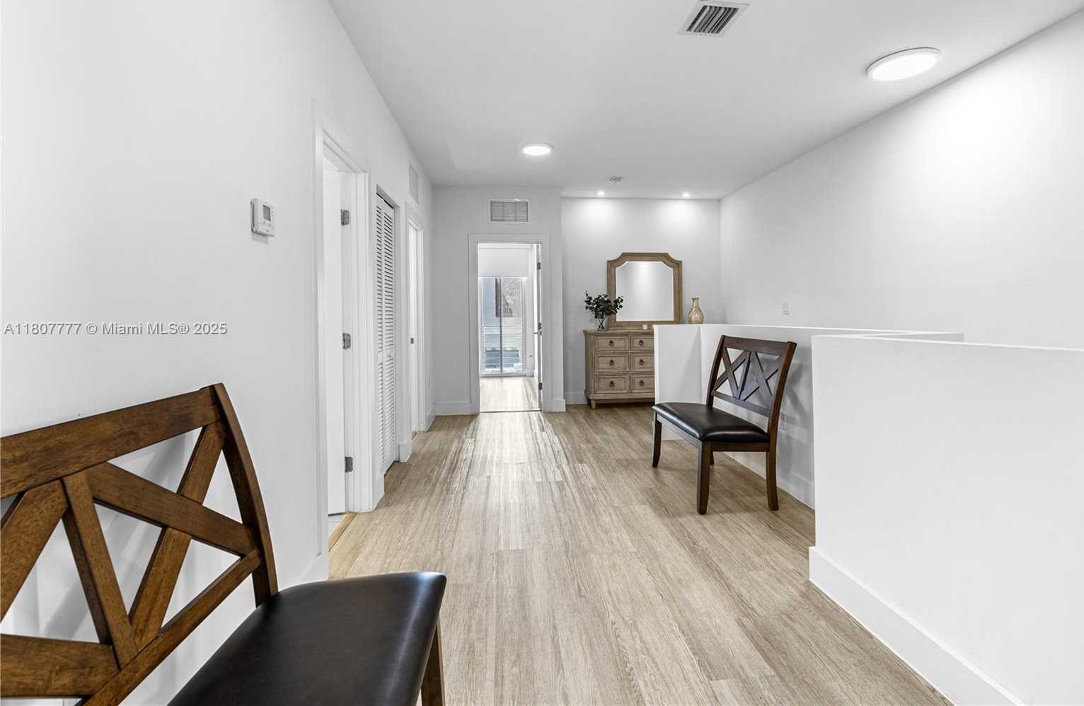 Small Image of 10330 NORTH WEST 68TH ST, Doral Number 37