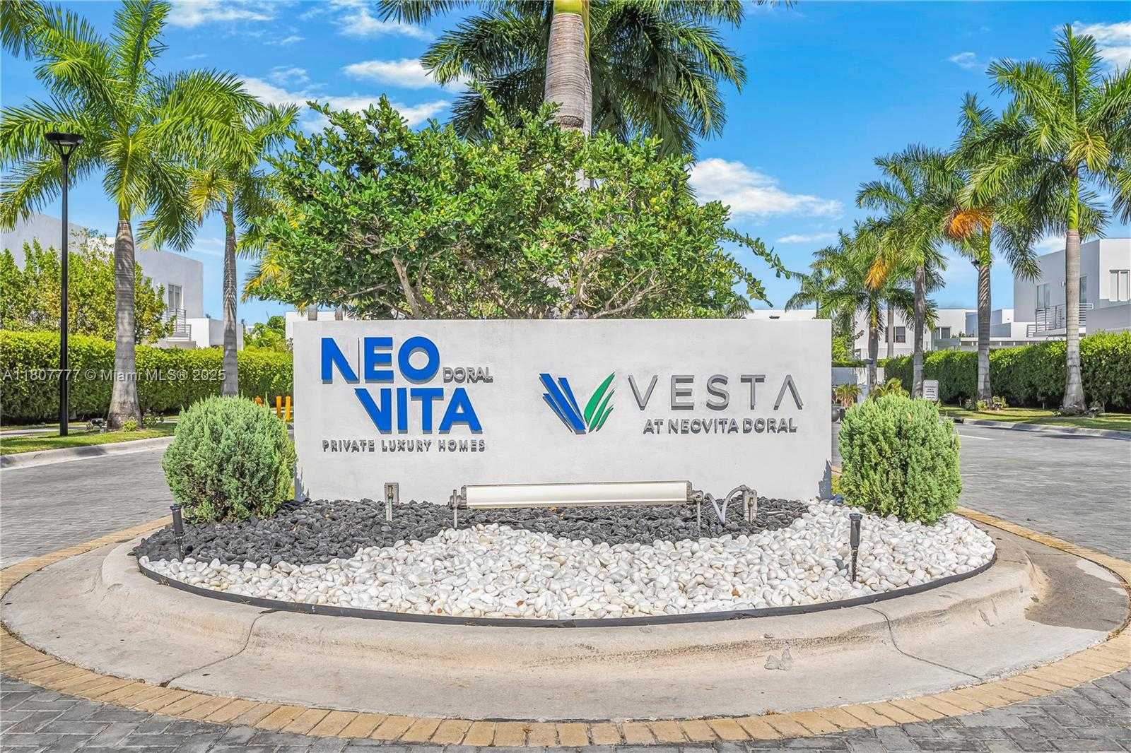 Small Image of 10330 NORTH WEST 68TH ST, Doral Number 57