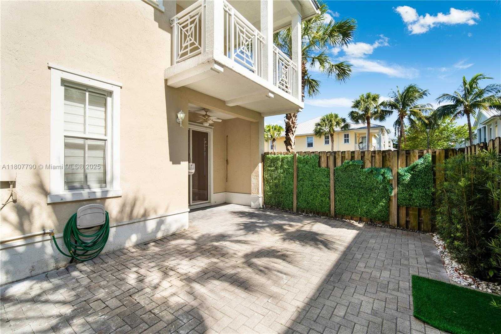 Small Image of 7500 NORTH WEST 107TH PL #7500, Doral Number 13