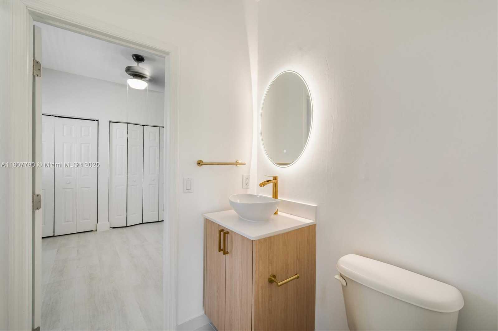 Small Image of 7500 NORTH WEST 107TH PL #7500, Doral Number 19