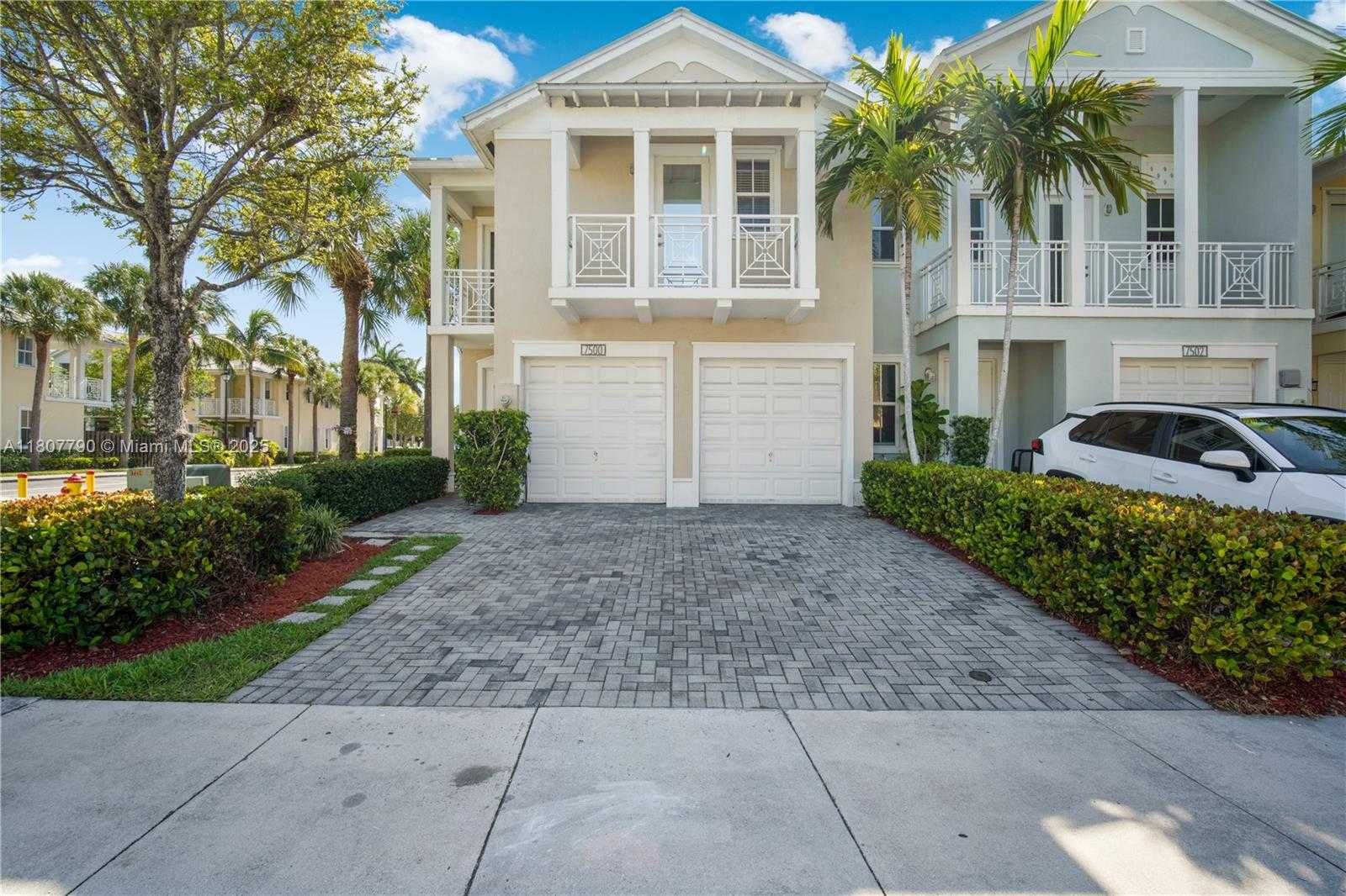 Small Image of 7500 NORTH WEST 107TH PL #7500, Doral Number 37