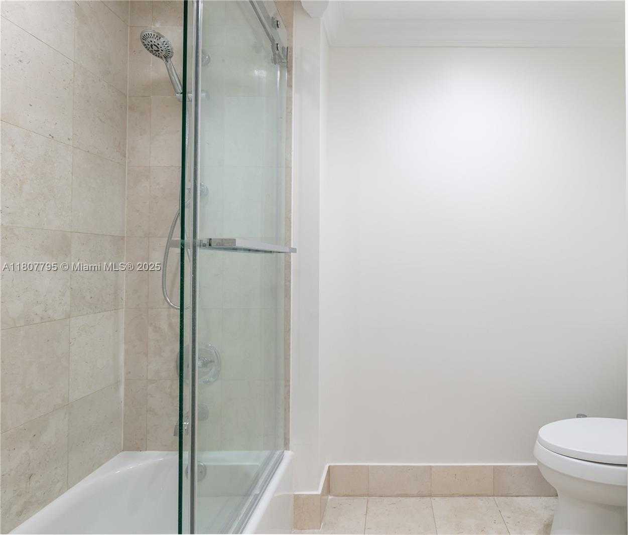 Small Image of 21150 POINT PLACE #LPH 2902, Aventura Number 38
