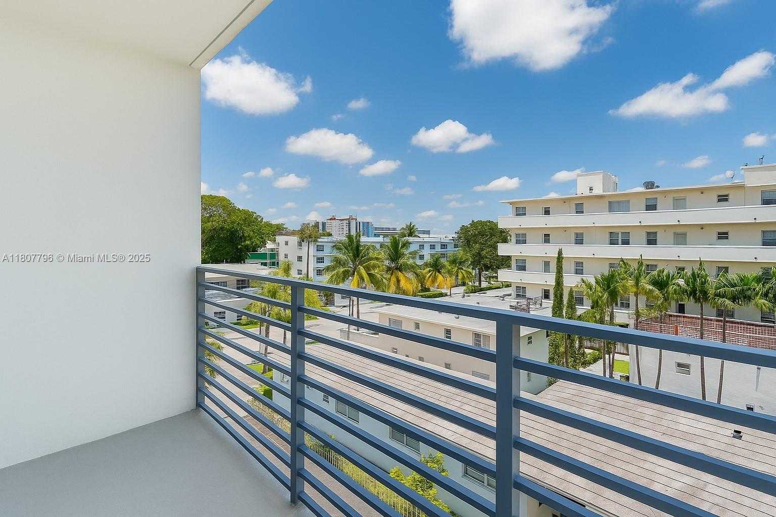 Small Image of 1545 EUCLID AVE #5C, Miami Beach Number 16