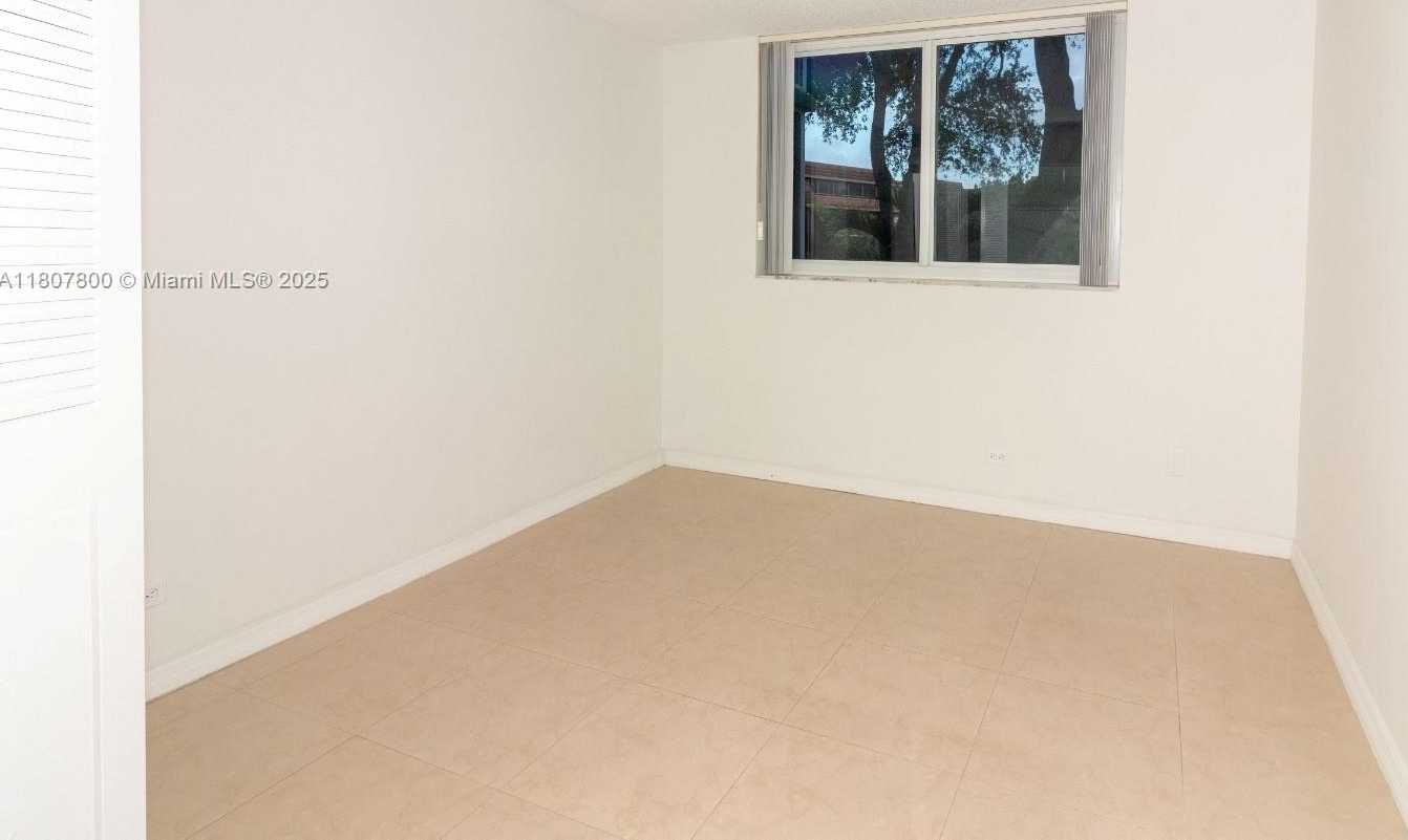 Small Image of 447 NORTH EAST 195TH ST #217, Miami Number 13