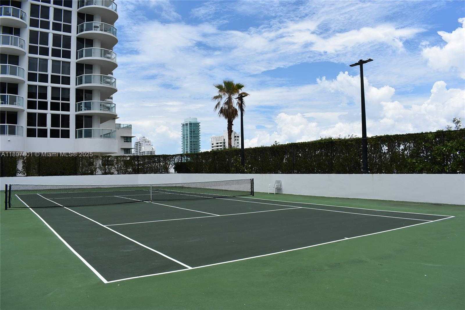 Small Image of 6365 COLLINS AVE #2110, Miami Beach Number 20