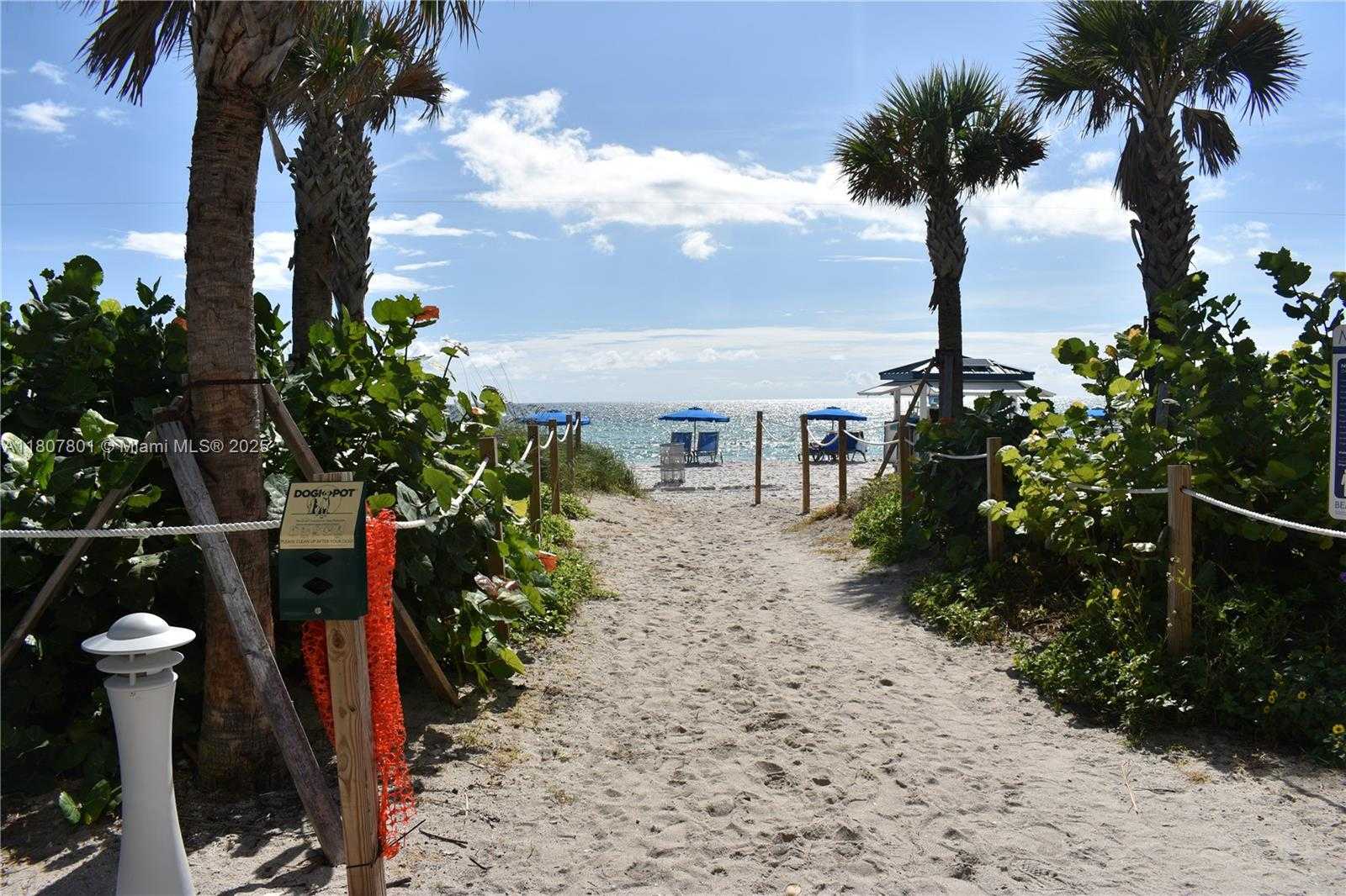 Small Image of 6365 COLLINS AVE #2110, Miami Beach Number 28