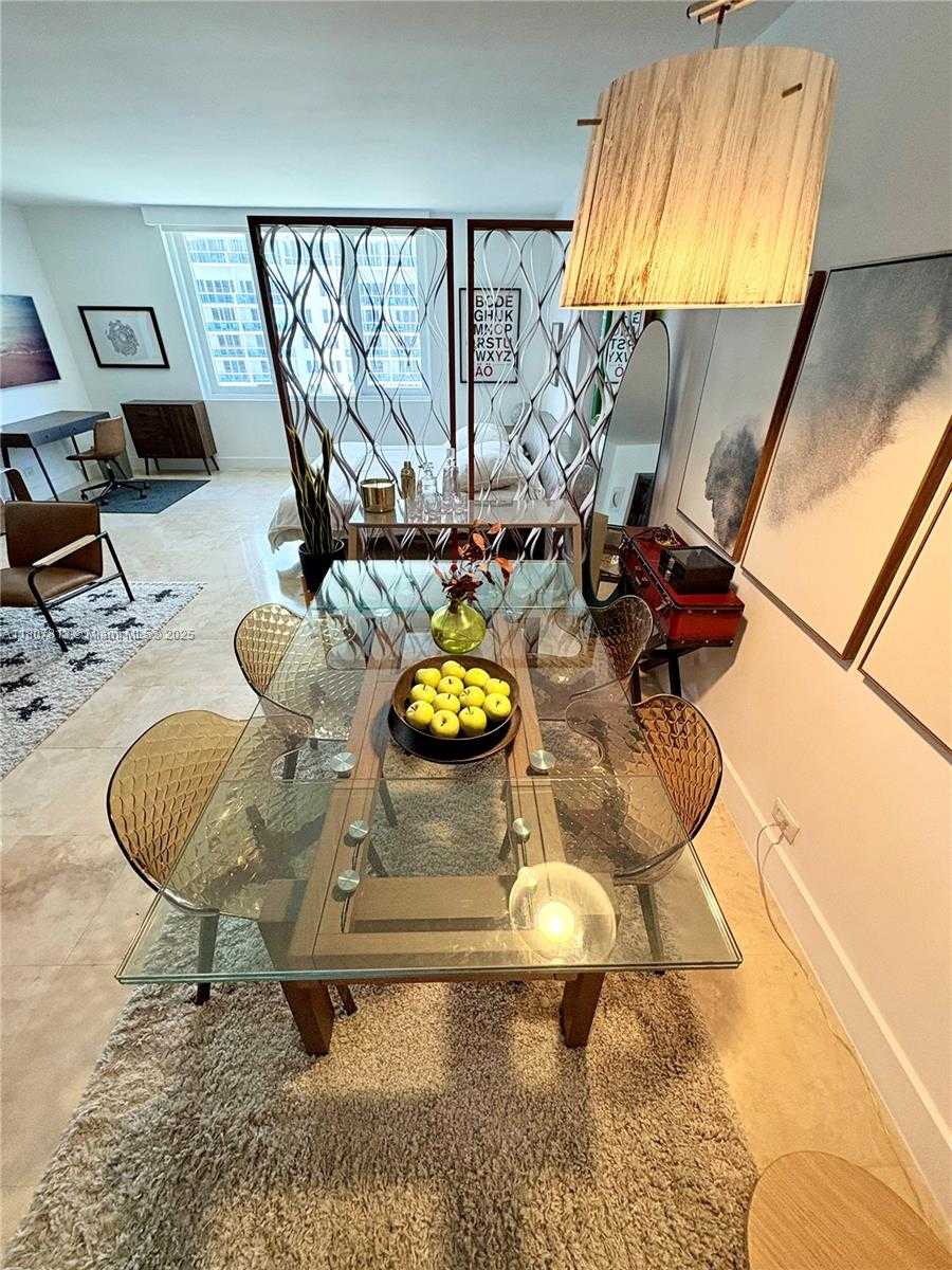 Small Image of 2301 COLLINS AVE #1514, Miami Beach Number 8
