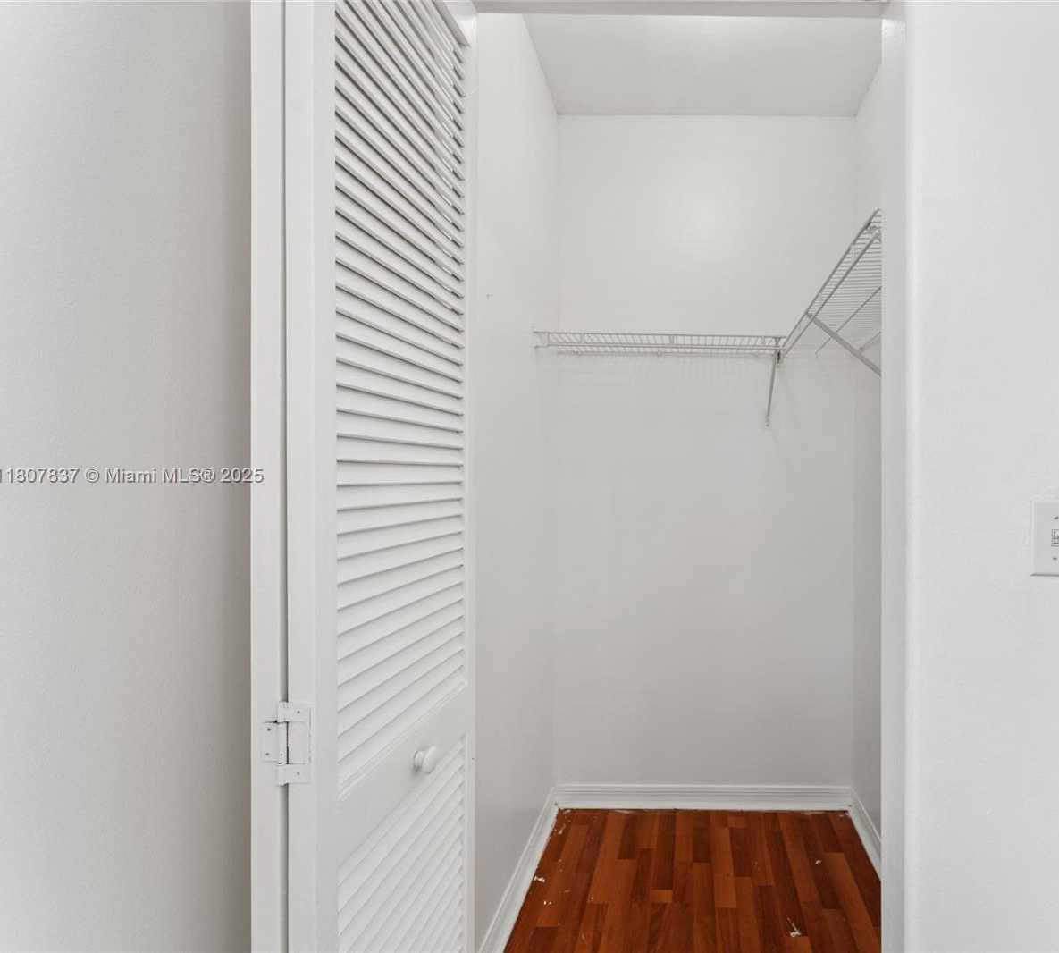 Small Image of 10819 NORTH WEST 51ST LN, Doral Number 15
