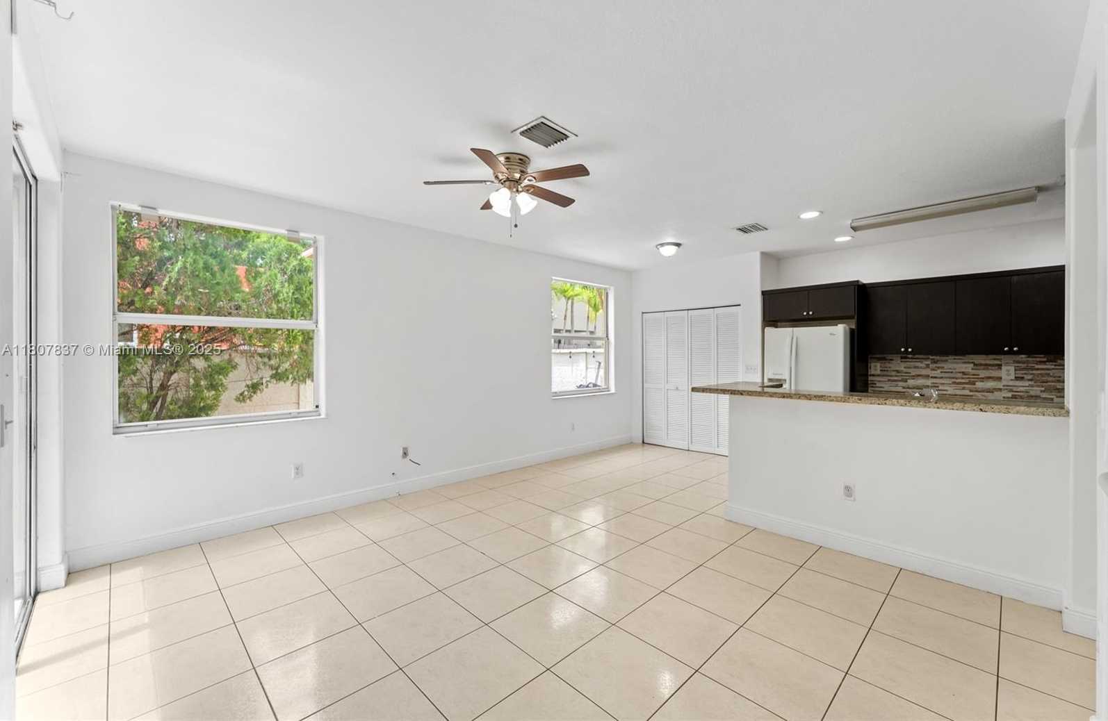 Small Image of 10819 NORTH WEST 51ST LN, Doral Number 7