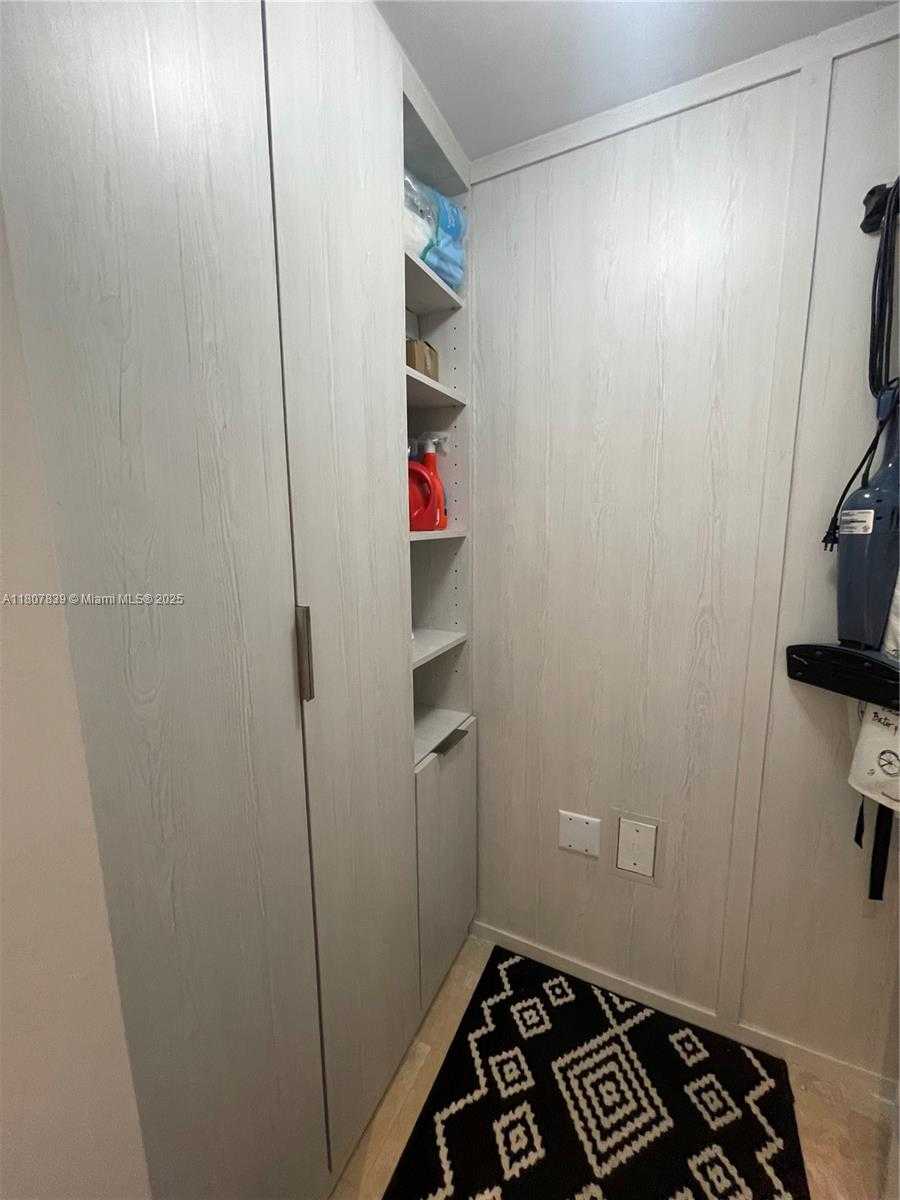 Small Image of 1755 EAST HALLANDALE BEACH BLVD #2305E, Hallandale Beach Number 21