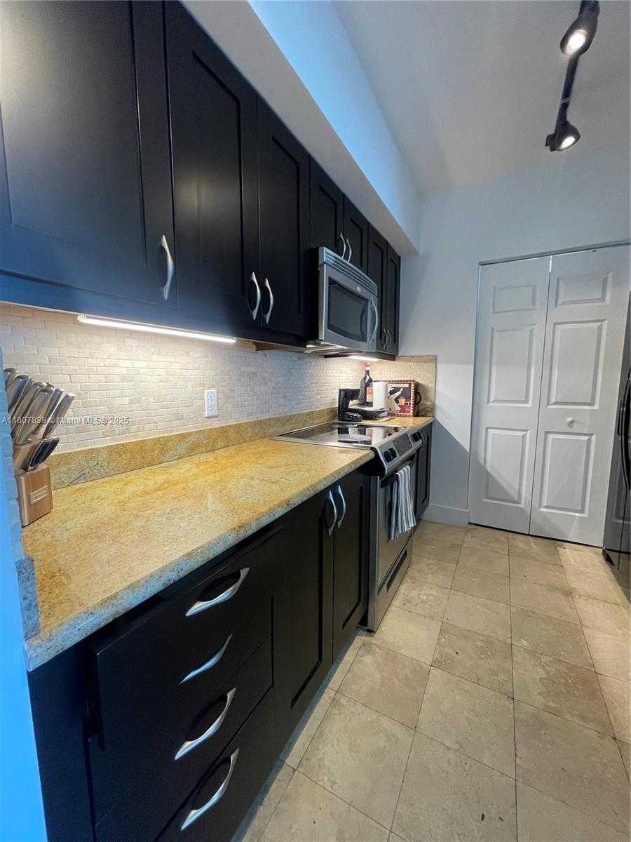 Small Image of 1755 EAST HALLANDALE BEACH BLVD #2305E, Hallandale Beach Number 4