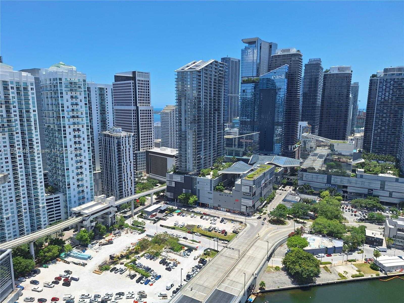 Small Image of 350 SOUTH MIAMI AVE #3708, Miami Number 6