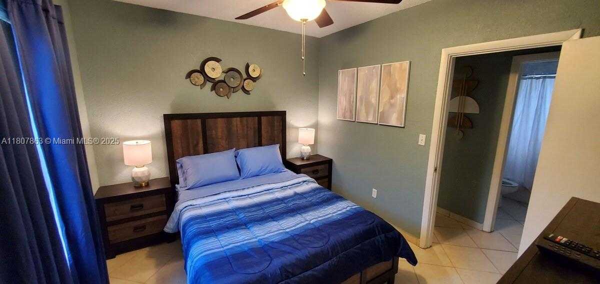 Small Image of 1679 NORTH EAST 175TH ST, North Miami Beach Number 13