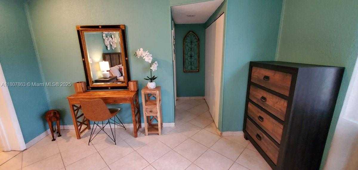 Small Image of 1679 NORTH EAST 175TH ST, North Miami Beach Number 16