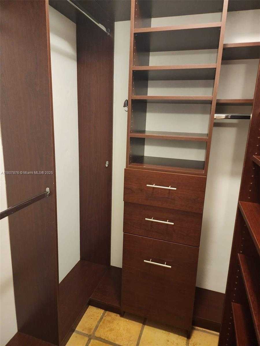 Small Image of 2451 BRICKELL AVE #17U, Miami Number 12