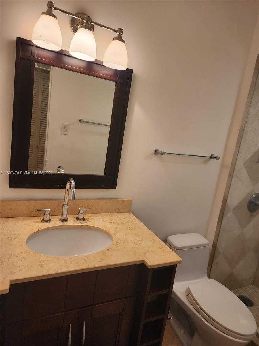 Small Image of 2451 BRICKELL AVE #17U, Miami Number 14