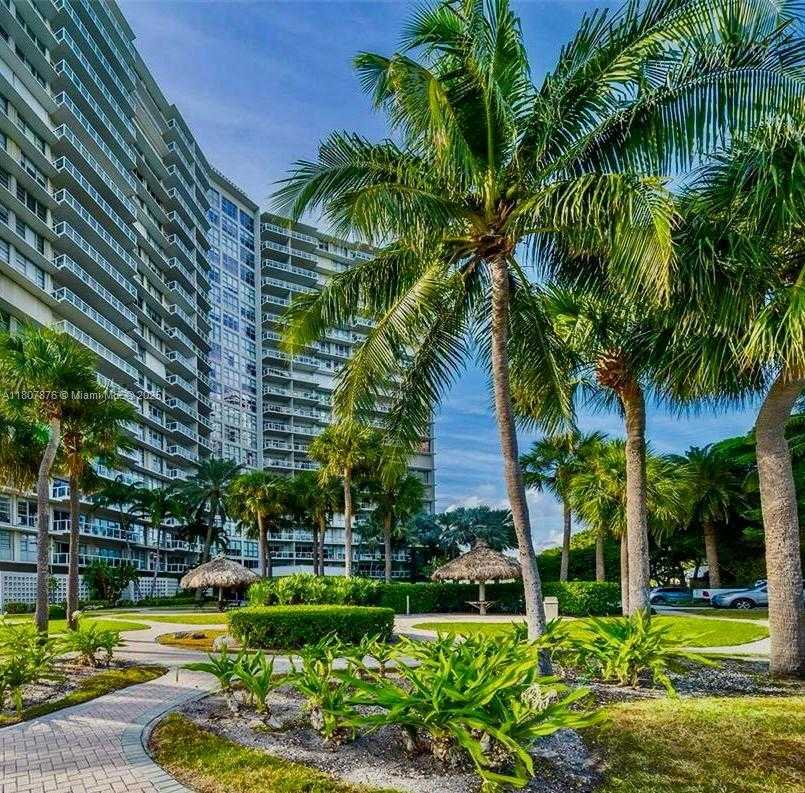 Small Image of 2451 BRICKELL AVE #17U, Miami Number 37