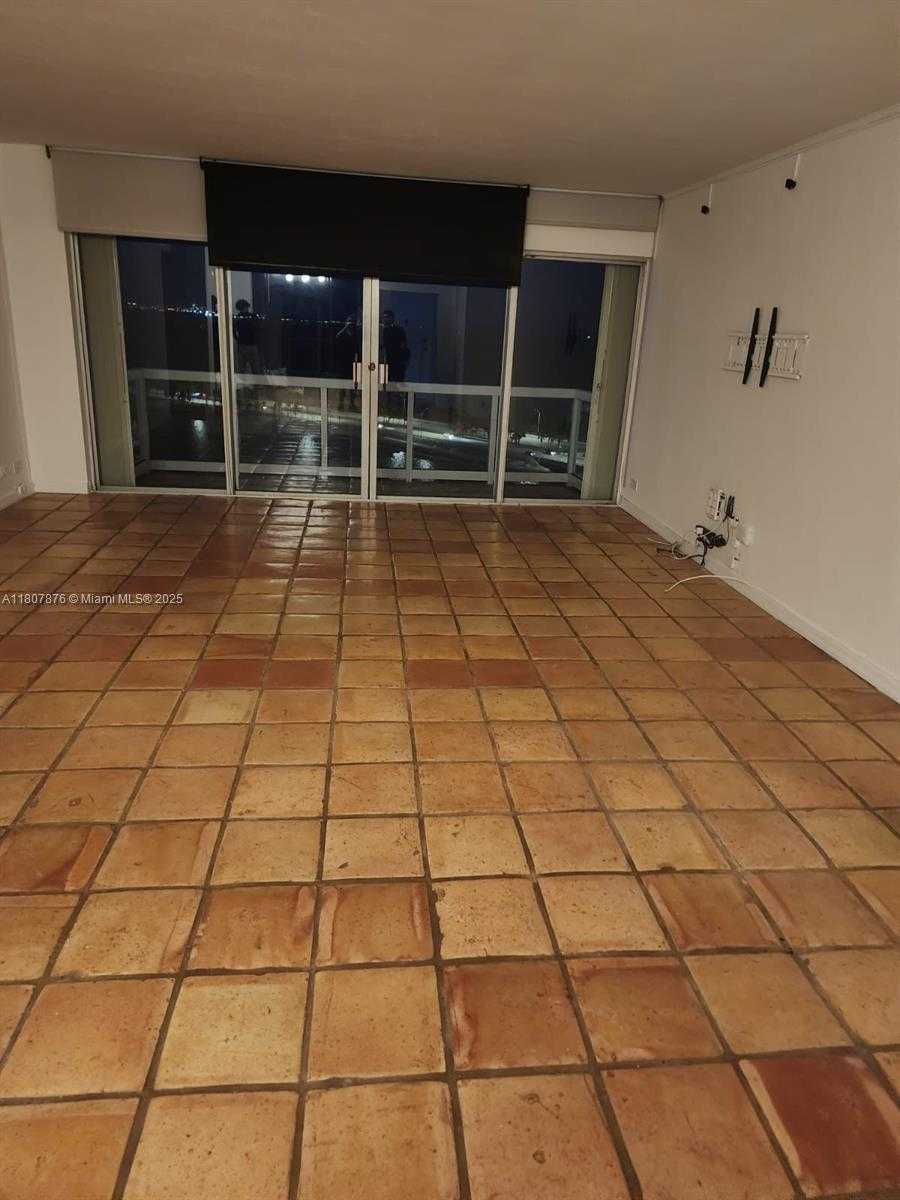 Small Image of 2451 BRICKELL AVE #17U, Miami Number 6