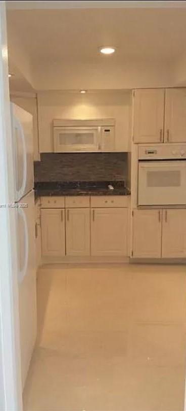 Small Image of 400 #1004, Sunny Isles Beach Number 6